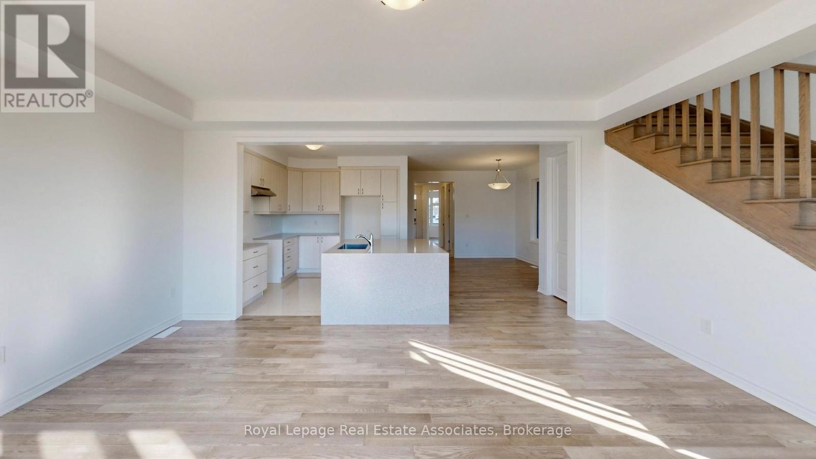 1531 Whitlock Avenue, Milton, Ontario  L9E 2J7 - Photo 13 - W13003348