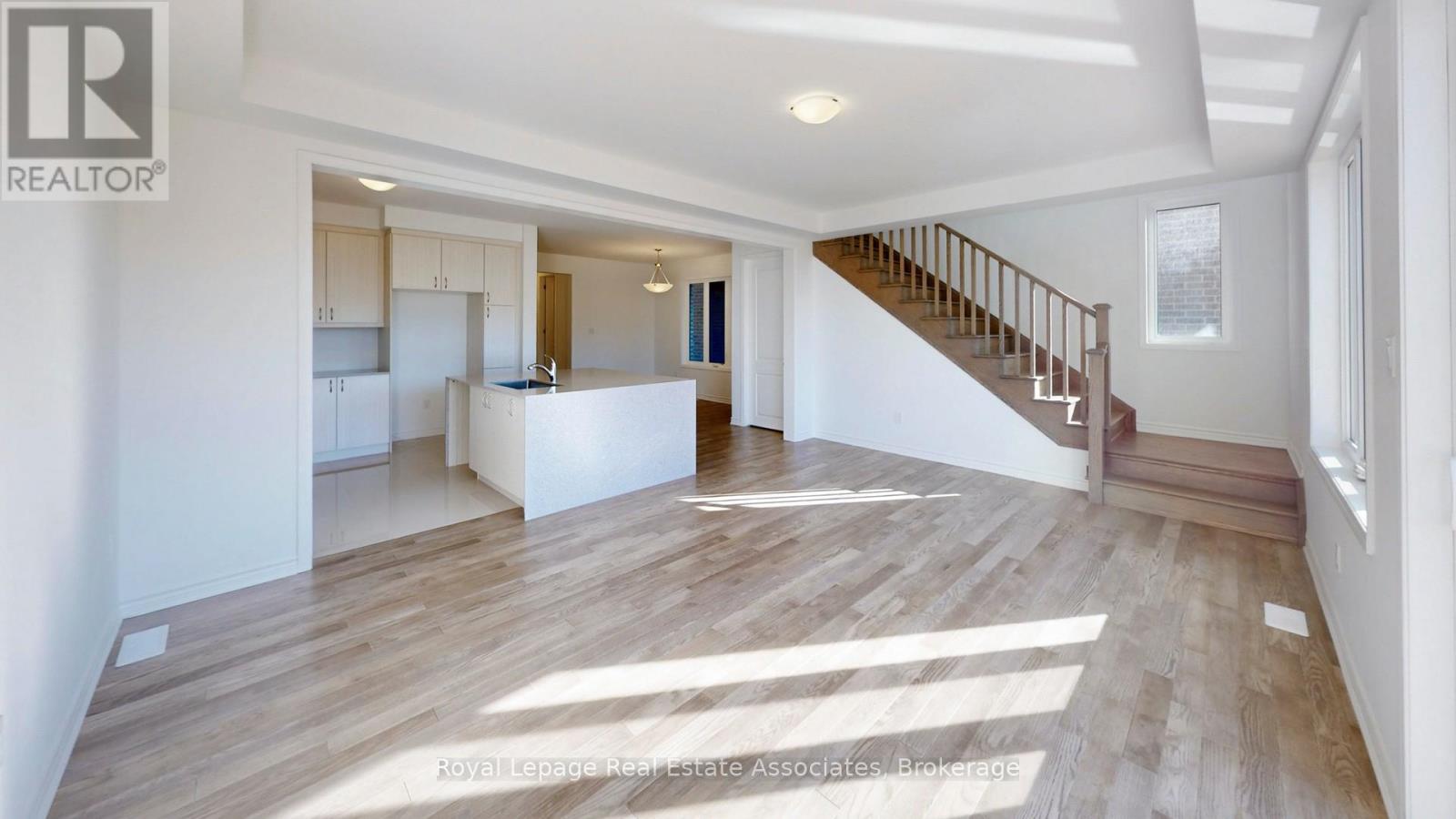 1531 Whitlock Avenue, Milton, Ontario  L9E 2J7 - Photo 15 - W13003348