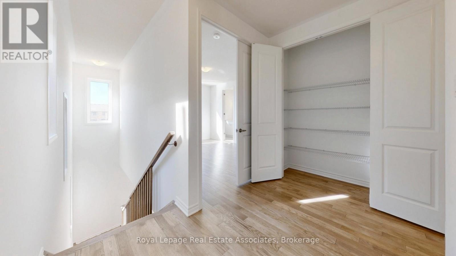 1531 Whitlock Avenue, Milton, Ontario  L9E 2J7 - Photo 21 - W13003348