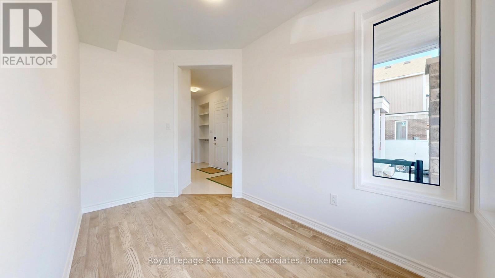 1531 Whitlock Avenue, Milton, Ontario  L9E 2J7 - Photo 8 - W13003348