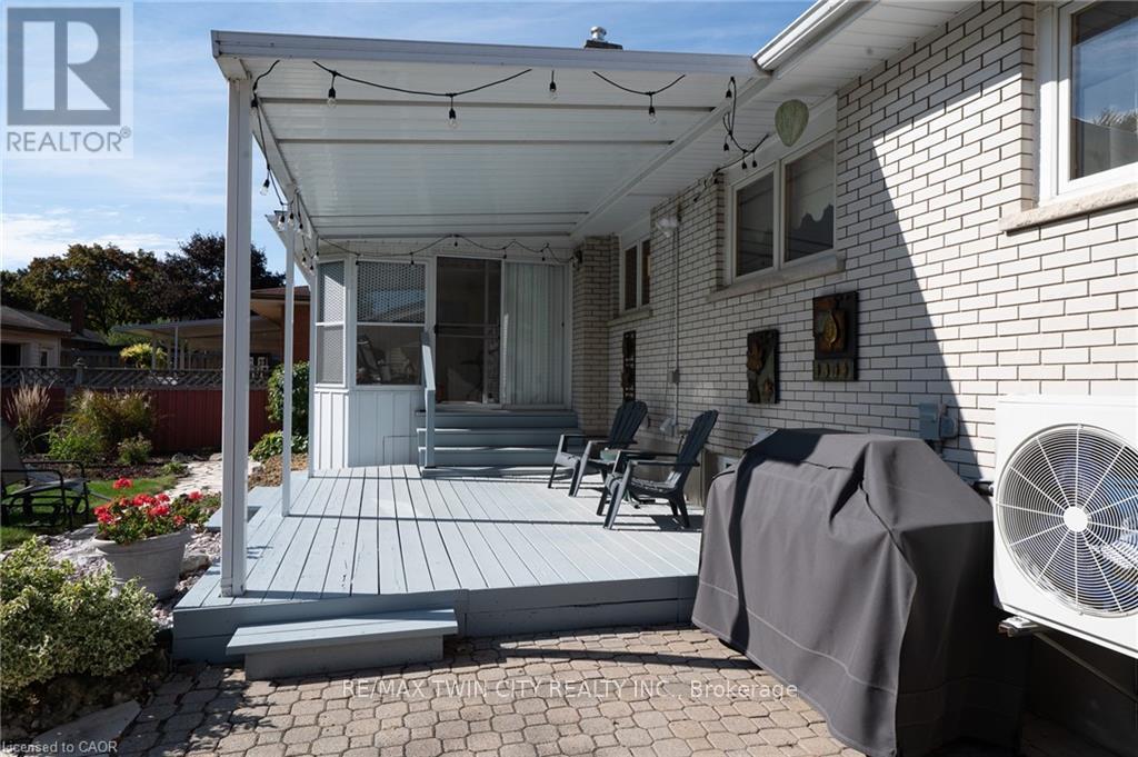 85 Burlington Drive, Kitchener, Ontario  N2B 1T4 - Photo 32 - X13003196