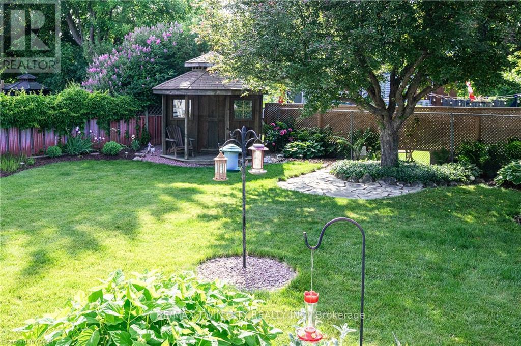 85 Burlington Drive, Kitchener, Ontario  N2B 1T4 - Photo 34 - X13003196