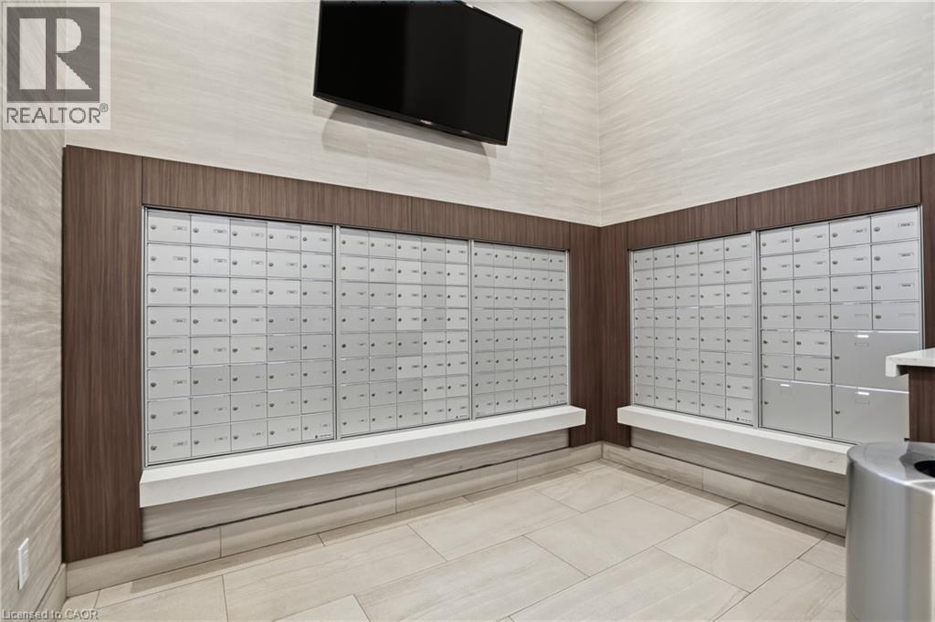 550 North Service Road Unit# 1504, Grimsby, Ontario  L3M 0H9 - Photo 28 - 40821125