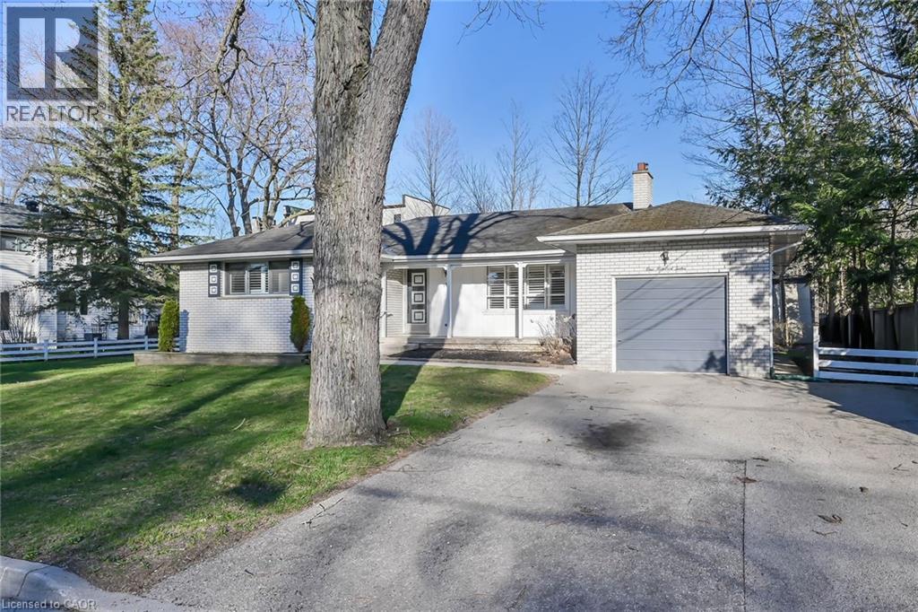 112 ACADEMY Street, Ancaster, Ontario