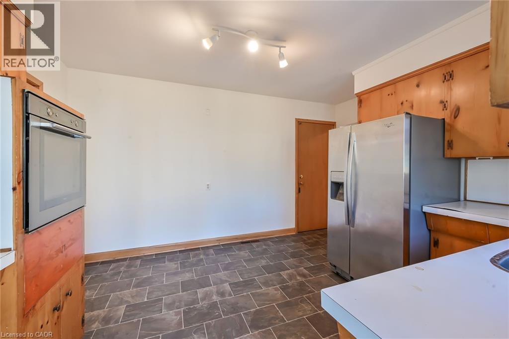 112 Academy Street, Ancaster, Ontario  L9G 2Y1 - Photo 19 - 40820737