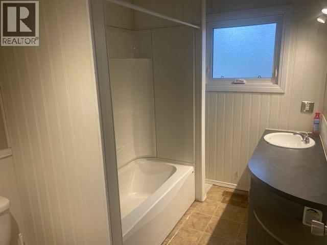 202 James Street, Bittern Lake, Alberta  T0C 0L0 - Photo 10 - A2286026