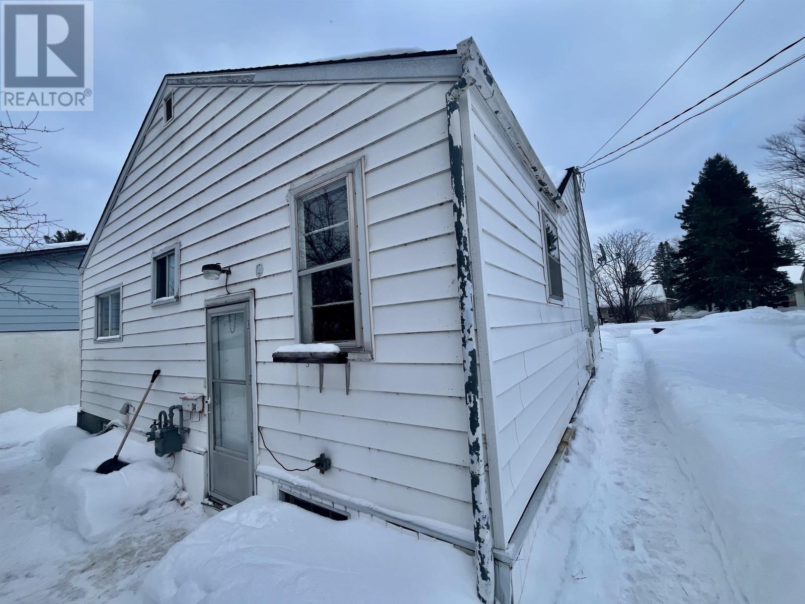 34 Machin Ave, Dryden, Ontario  P8N 2J9 - Photo 33 - TB2600351