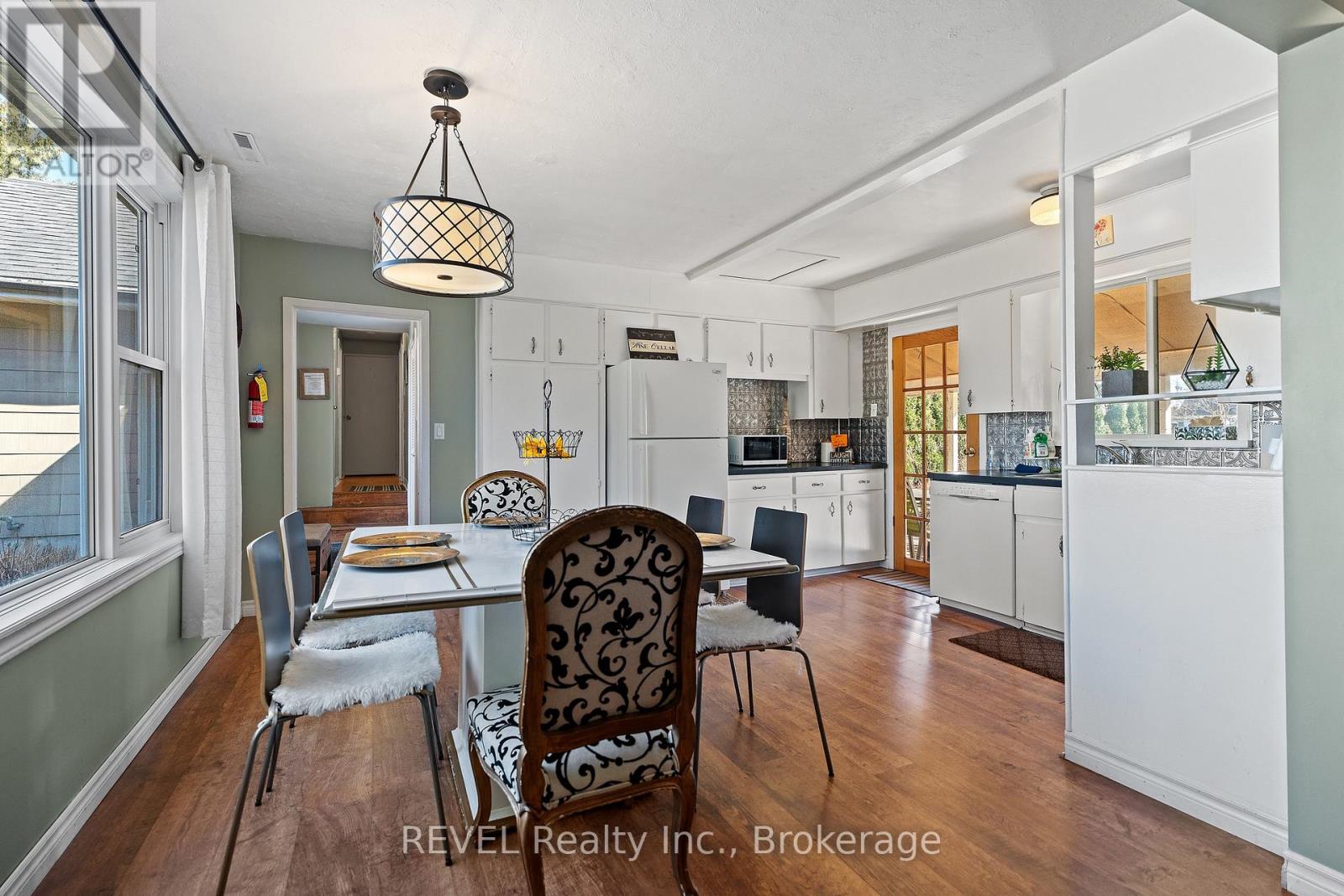 639 Penner Street, Niagara-On-The-Lake, Ontario  L0S 1T0 - Photo 13 - X13003688