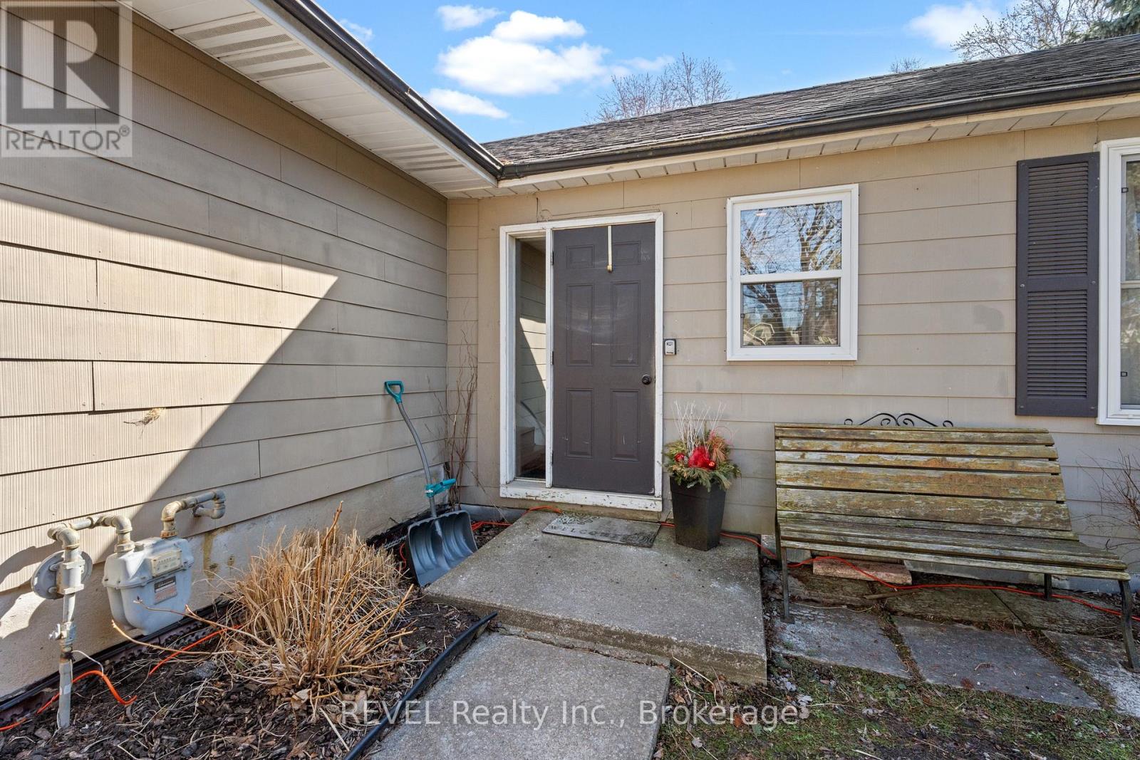 639 Penner Street, Niagara-On-The-Lake, Ontario  L0S 1T0 - Photo 28 - X13003688