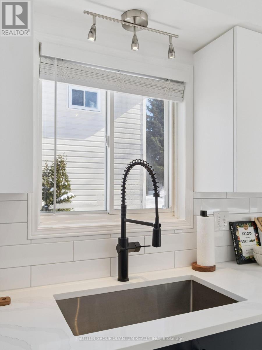 19 Leslie Avenue, Barrie, Ontario  L4N 9N9 - Photo 16 - S12828520