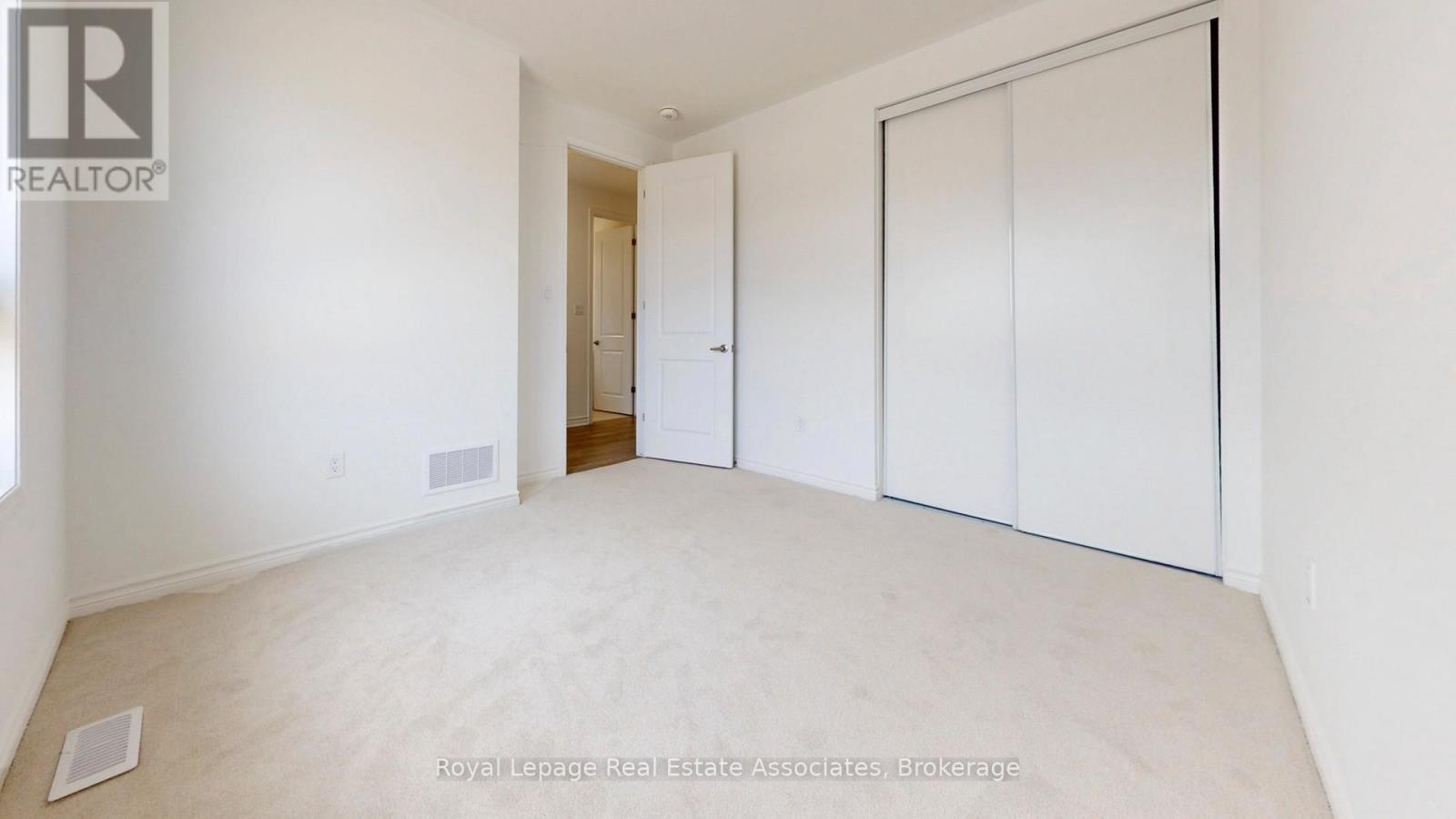 1531 Whitlock Avenue, Milton, Ontario  L9E 2J7 - Photo 33 - W13003348