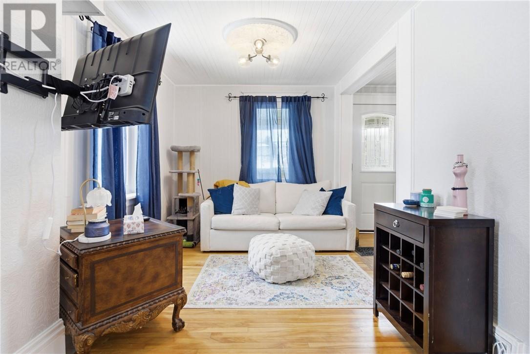 339 Montague Avenue, Sudbury, Ontario  P3C 4G4 - Photo 6 - 2127127