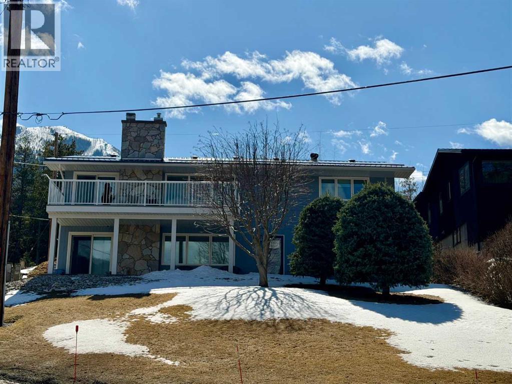 13521 15 Avenue, Blairmore, Alberta  T0K 0E0 - Photo 3 - A2289484