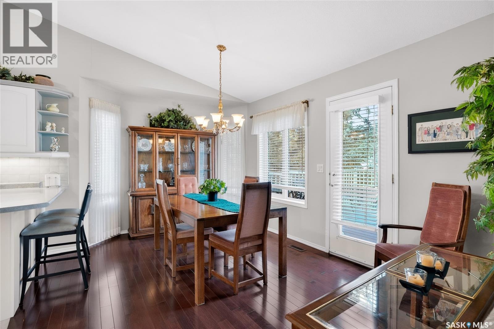 110 810 Mendel Crescent, Saskatoon, Saskatchewan  S7J 5K5 - Photo 6 - SK032960