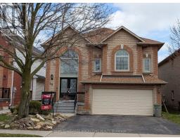 28 BROOKHURST CRESCENT, Hamilton, Ontario