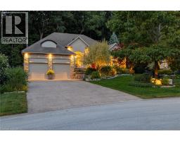 15 MANSFIELD Drive, fenwick, Ontario