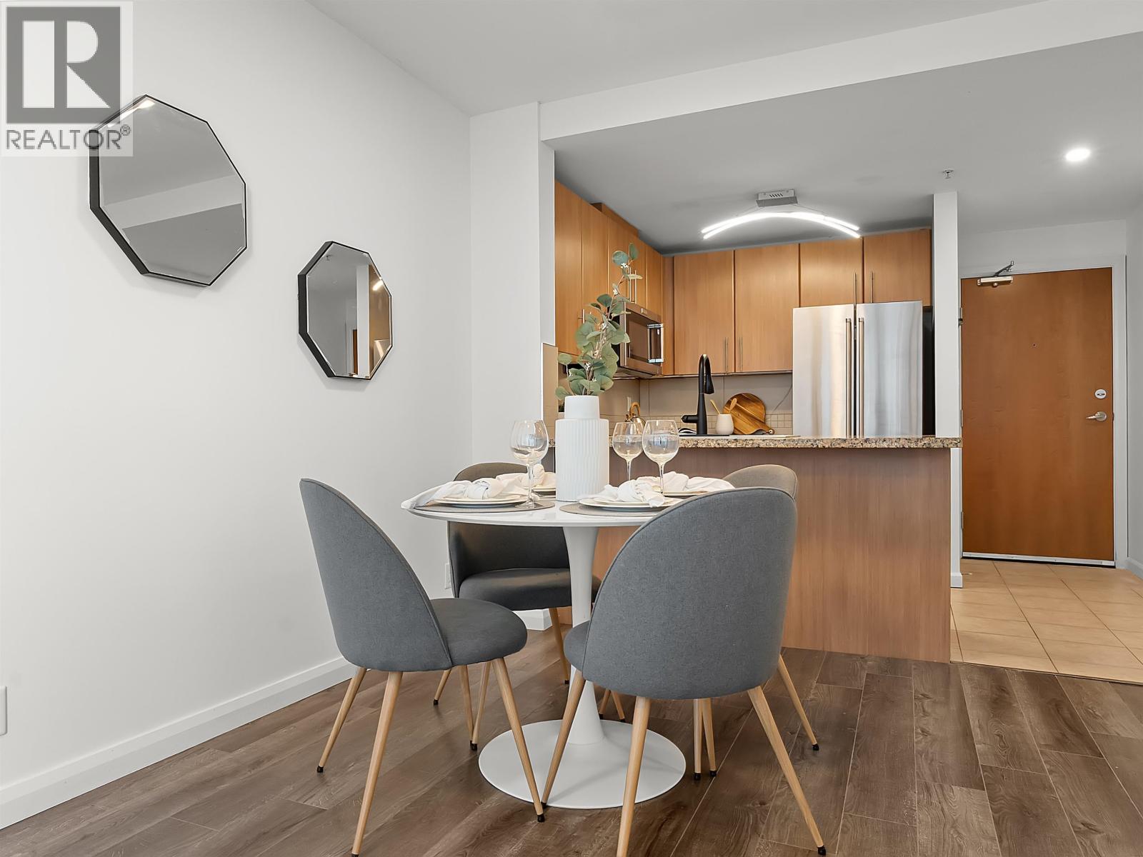 2010 892 Carnarvon Street, New Westminster, British Columbia V3M 0C5 - Photo 6 - R3101041