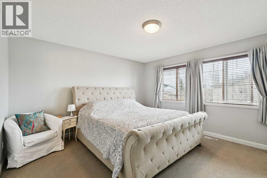 54 Chapala Grove SE, Calgary, Alberta  T2X 3V5 - Photo 16 - A2298683