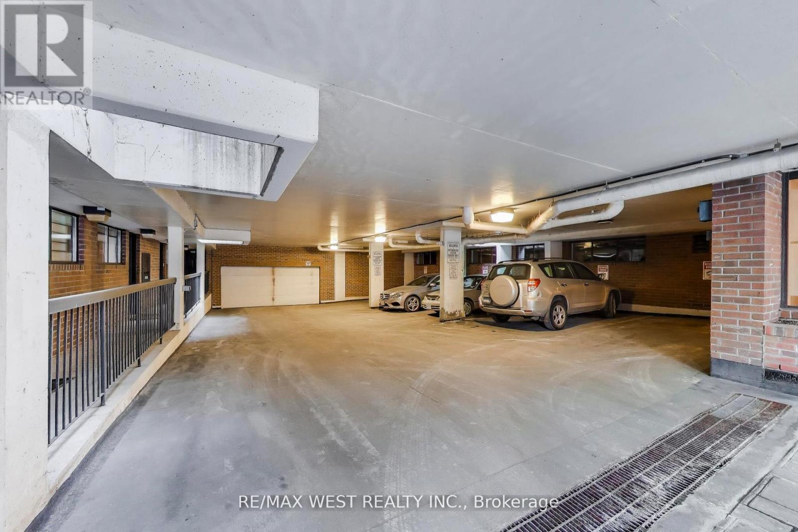 21 Dundonald Street, Toronto, Ontario  M4Y 1K3 - Photo 18 - C13003666