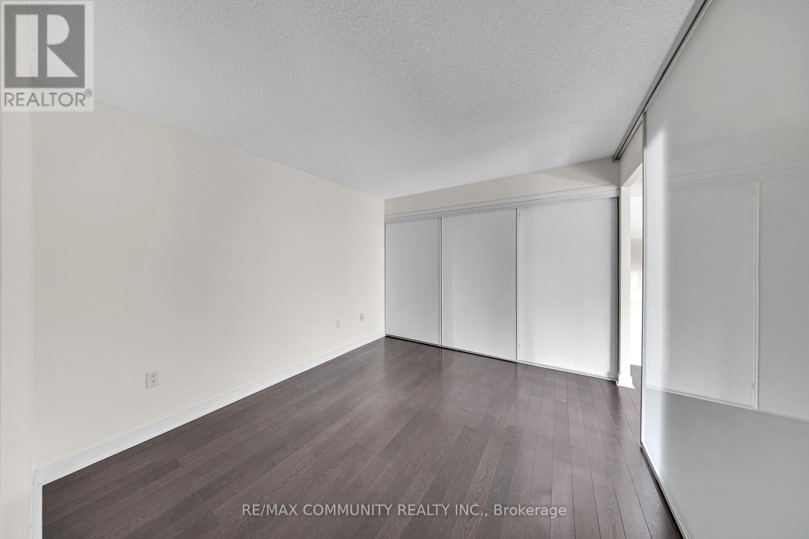 321 - 15 Brunel Court, Toronto, Ontario  M5V 3Y6 - Photo 14 - C13003732