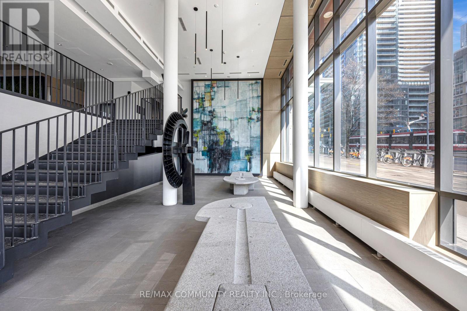 321 - 15 Brunel Court, Toronto, Ontario  M5V 3Y6 - Photo 3 - C13003732