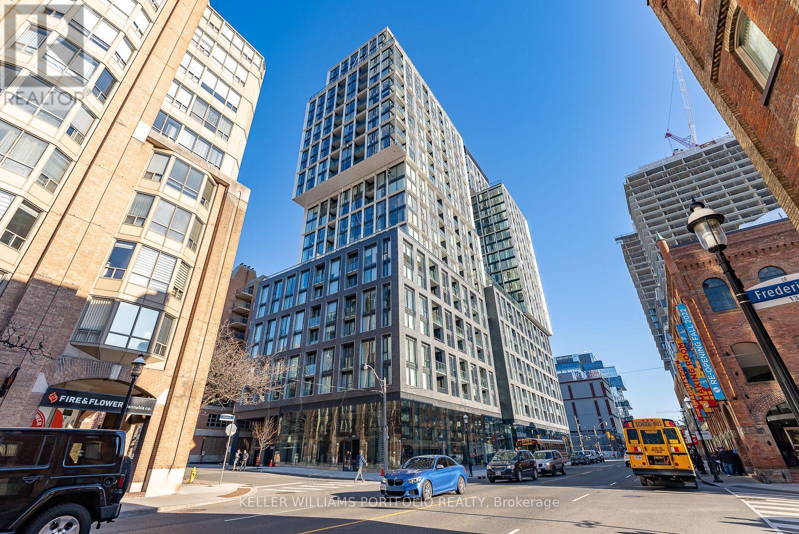 914 - 158 FRONT STREET E, Toronto, Ontario