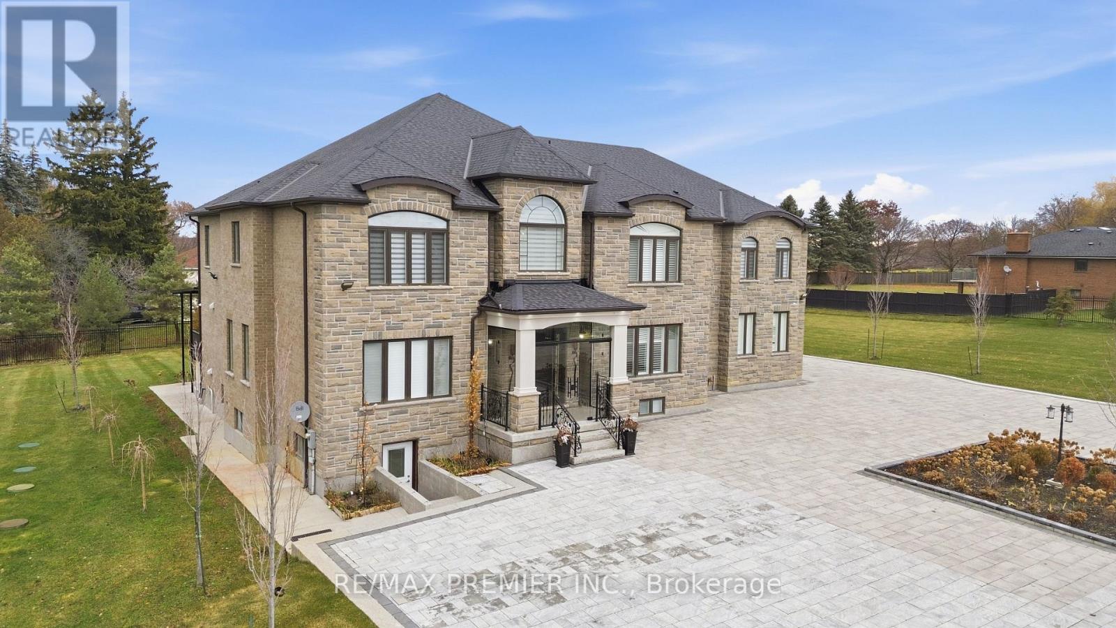 2180 King Vaughan Road, Vaughan, Ontario  L6A 2A7 - Photo 3 - N12998332