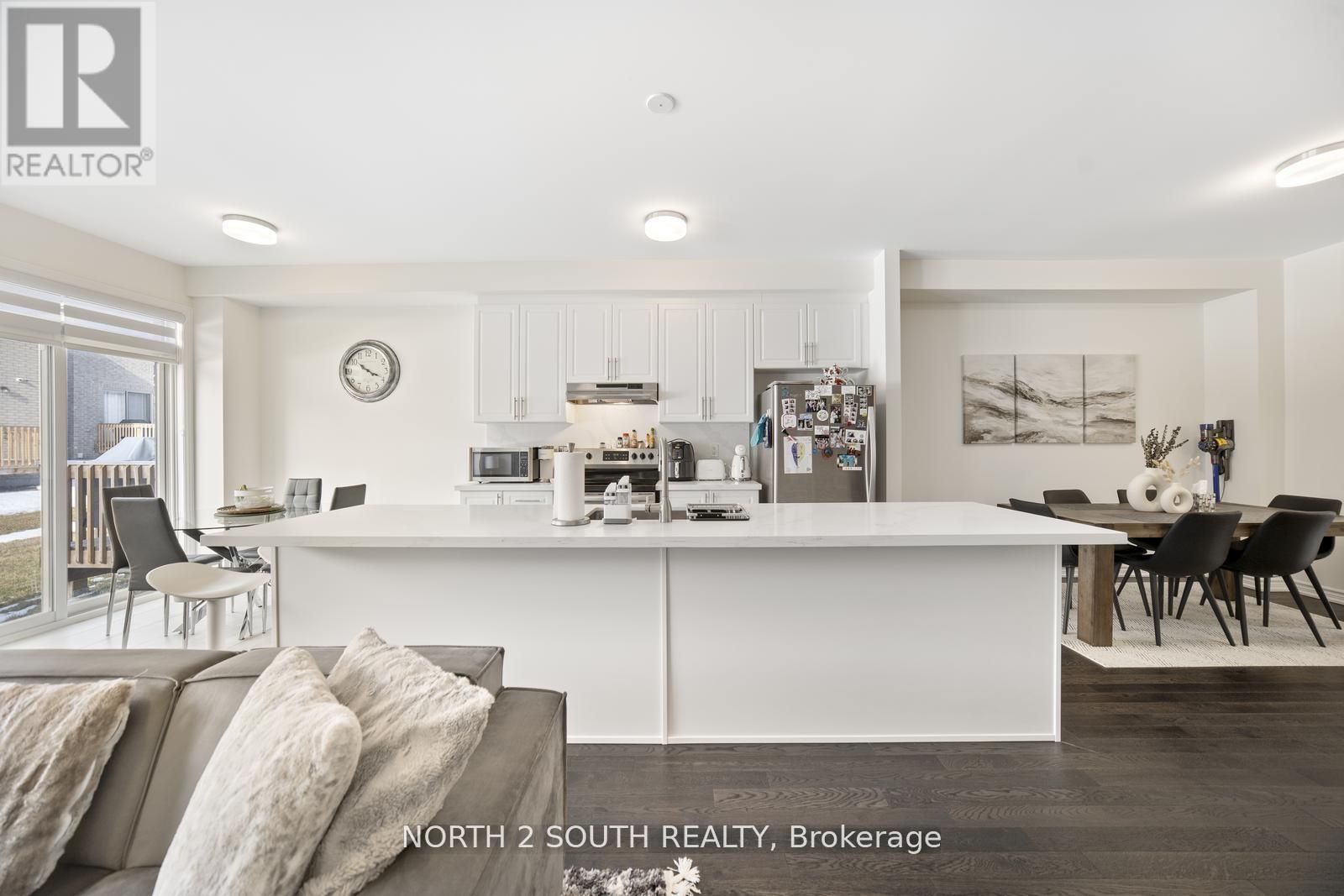 1455 Blackmore Street, Innisfil, Ontario  L9S 0P2 - Photo 13 - N13003696