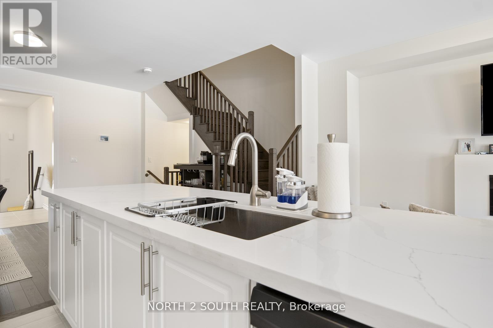 1455 Blackmore Street, Innisfil, Ontario  L9S 0P2 - Photo 15 - N13003696