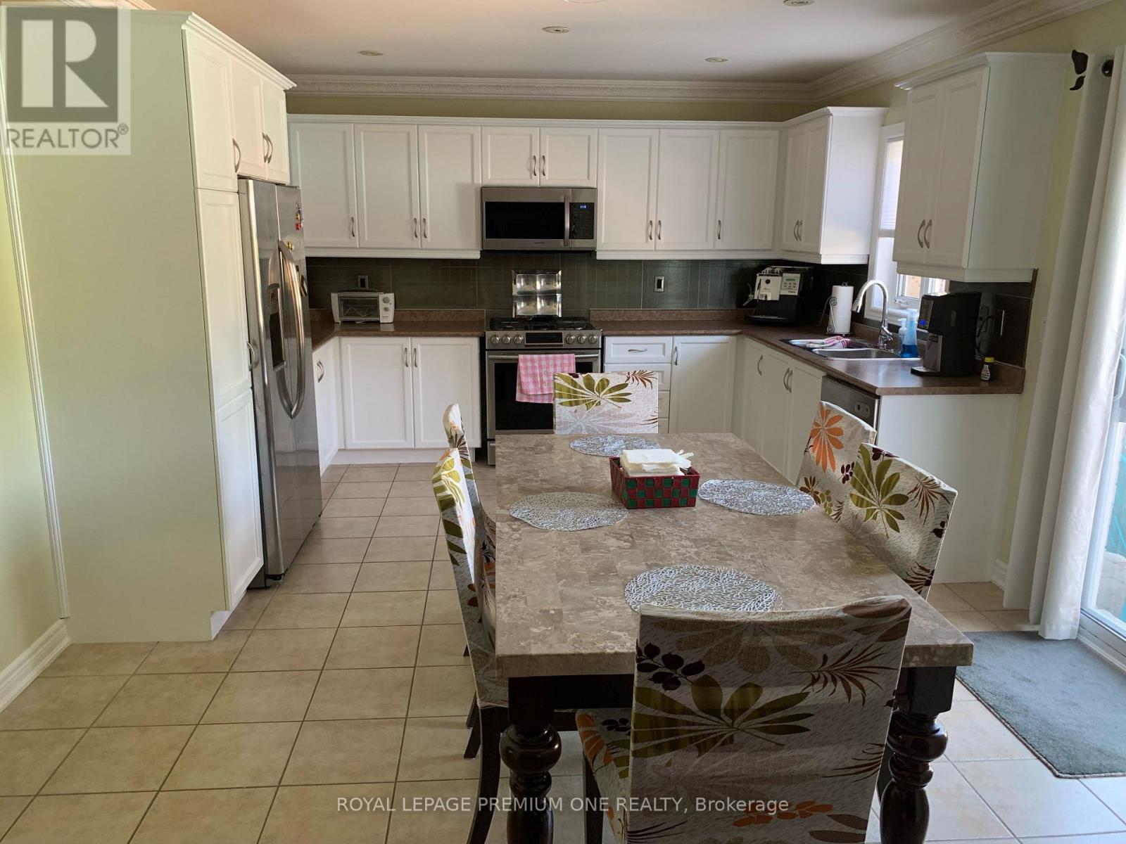 1370 Clarence Street, Vaughan, Ontario  L4H 1M7 - Photo 5 - N13003730