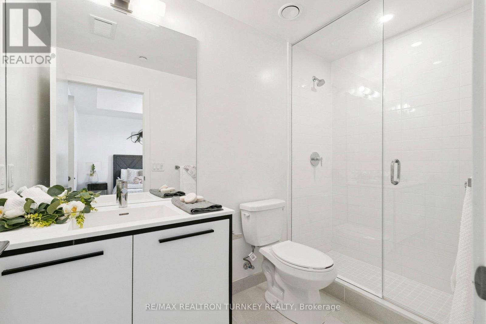 018 - 185 Deerfield Road, Newmarket, Ontario  L3Y 0G7 - Photo 23 - N13003760