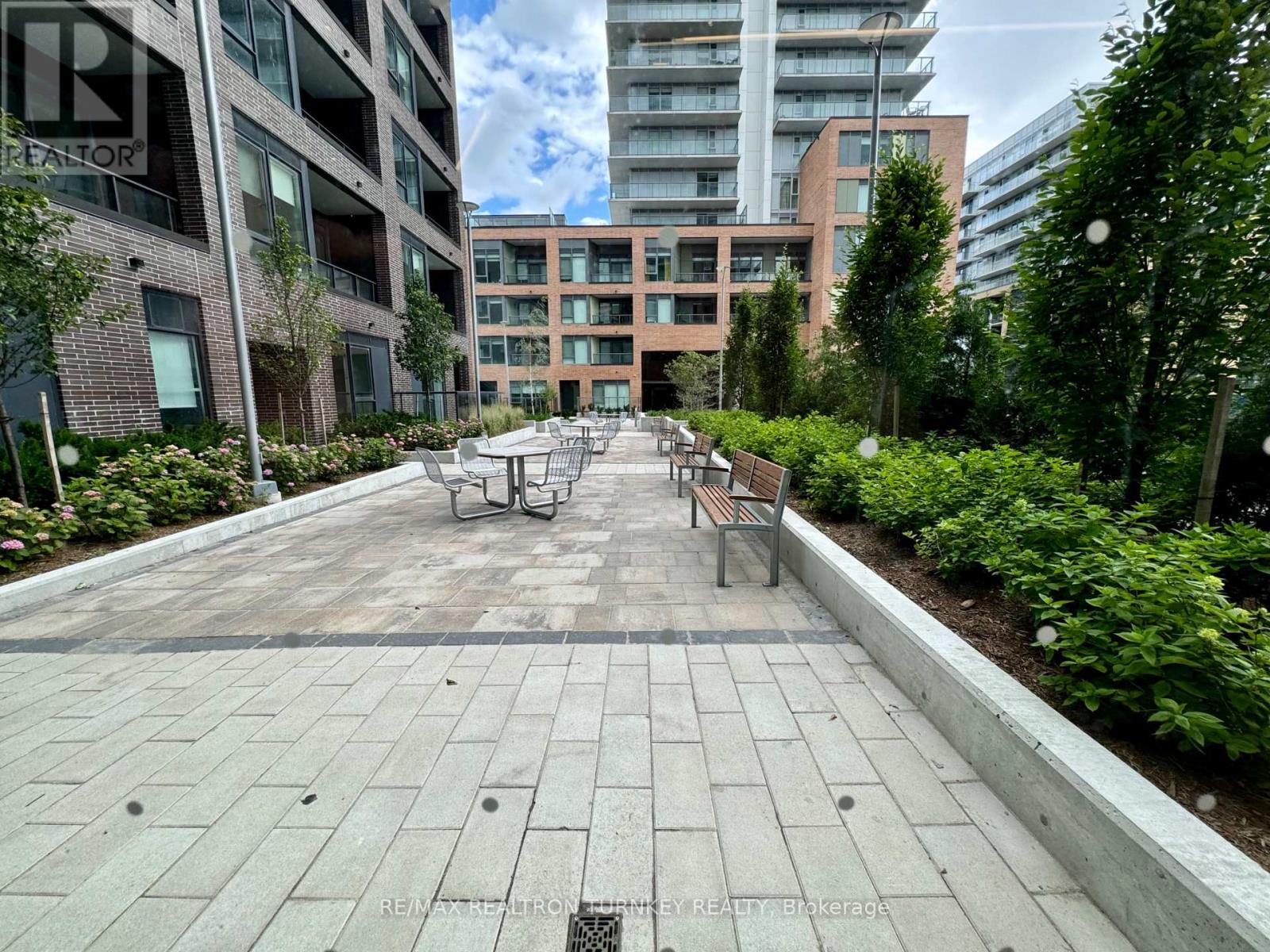 018 - 185 Deerfield Road, Newmarket, Ontario  L3Y 0G7 - Photo 39 - N13003760