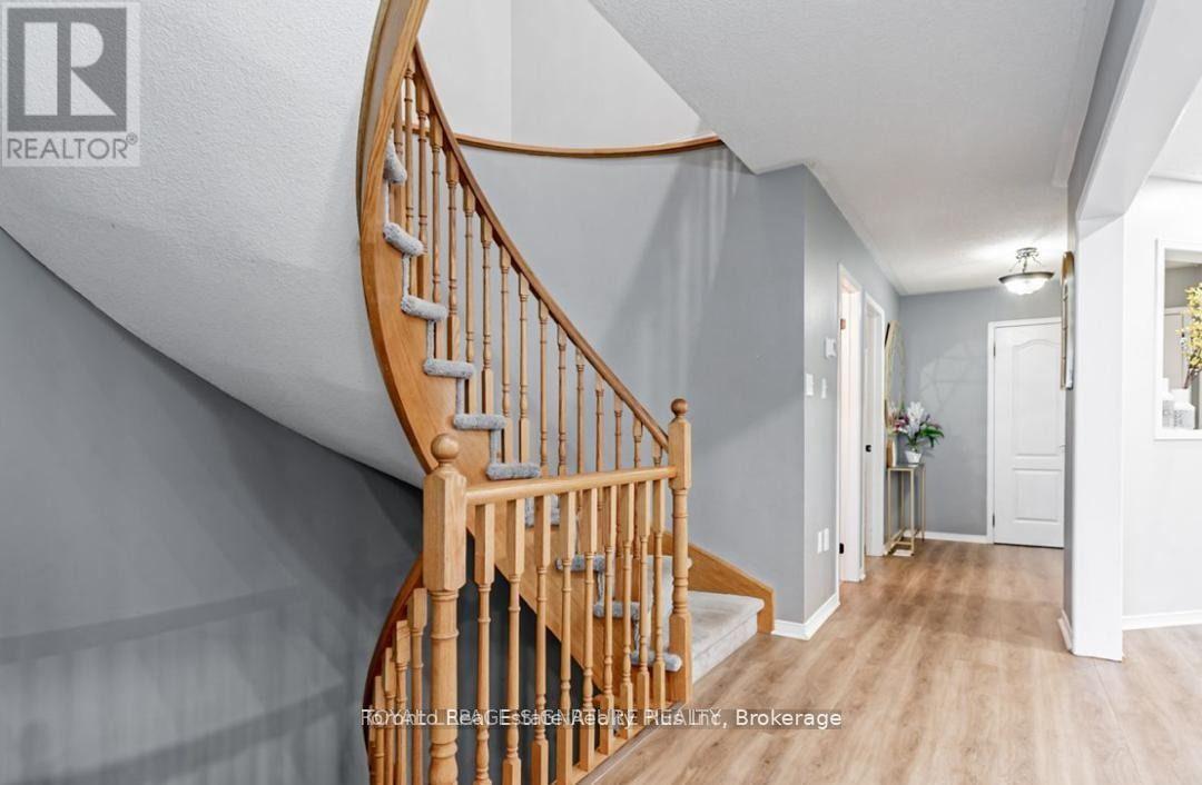 18 Preston Avenue, New Tecumseth, Ontario L9R 1Y6 - Photo 11 - N13003766