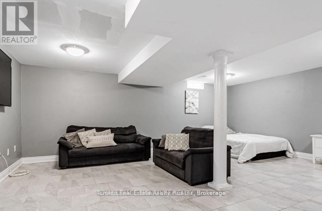 18 Preston Avenue, New Tecumseth, Ontario L9R 1Y6 - Photo 14 - N13003766