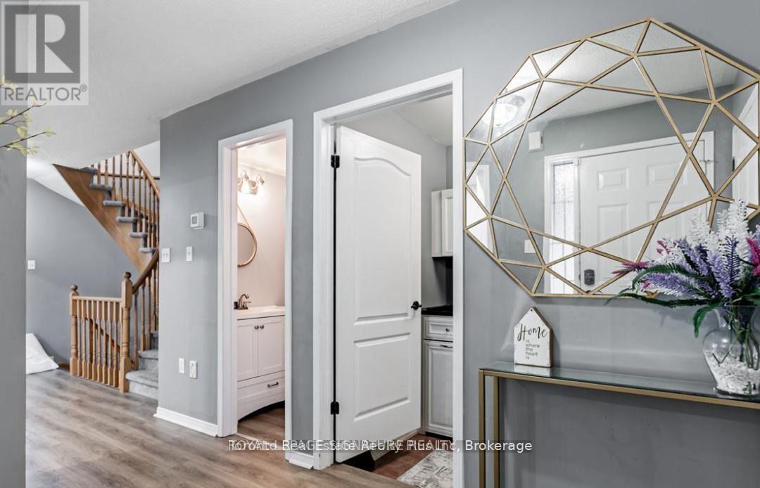 18 Preston Avenue, New Tecumseth, Ontario L9R 1Y6 - Photo 4 - N13003766