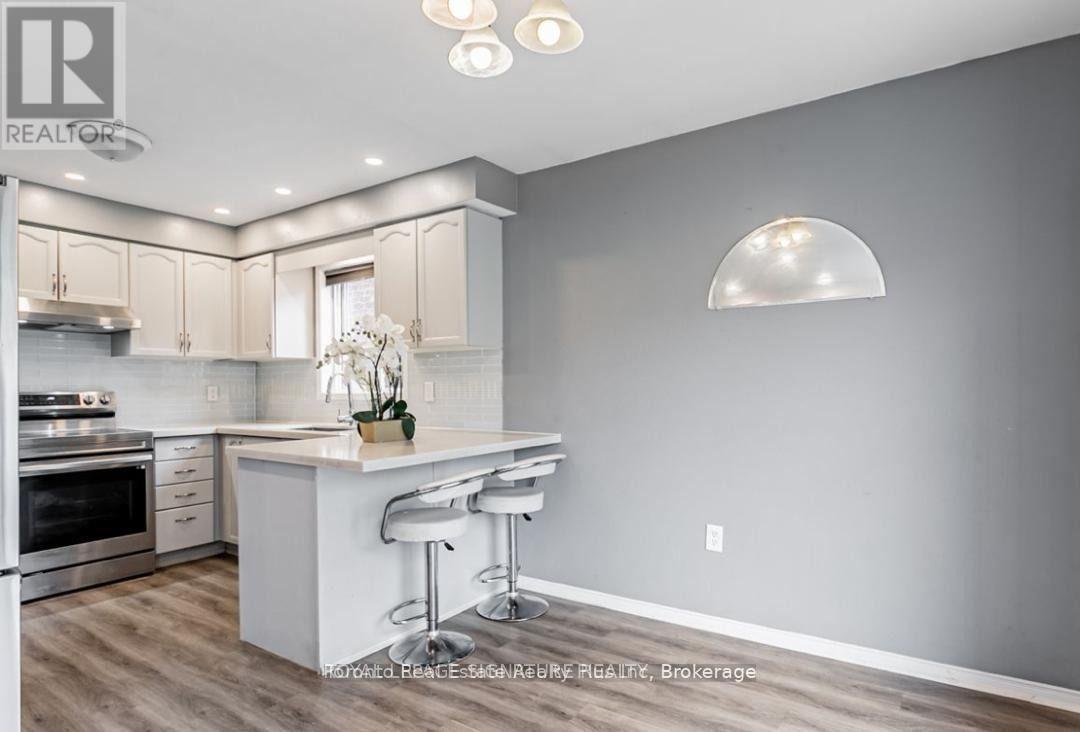 18 Preston Avenue, New Tecumseth, Ontario L9R 1Y6 - Photo 6 - N13003766