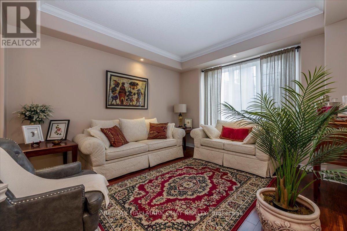 30 Birkhall Place N, Barrie, Ontario  L4N 0K6 - Photo 3 - S13003686