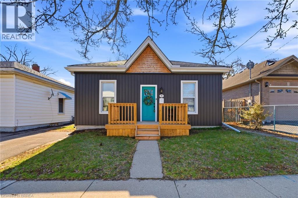 92 WALNUT Street, Brantford, Ontario
