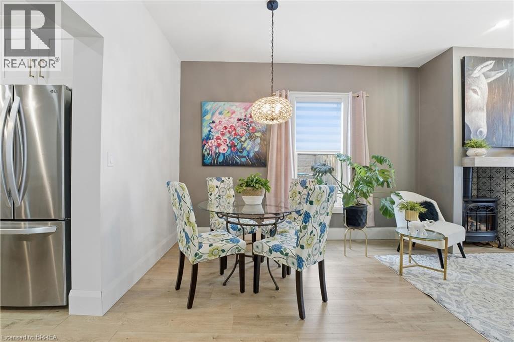 92 Walnut Street, Brantford, Ontario  N3T 1H4 - Photo 7 - 40819379