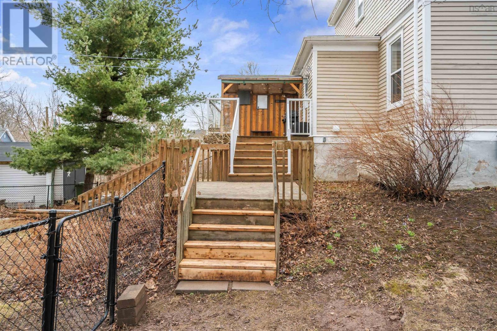 168 Carleton Street, New Glasgow, Nova Scotia  B2H 3K8 - Photo 5 - 202607522