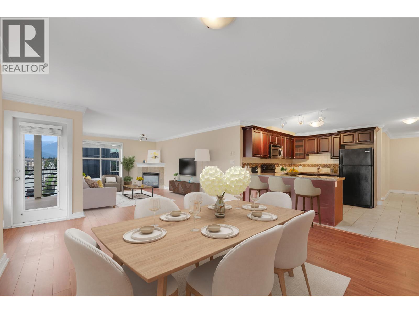 403 1310 Victoria Street, Squamish, British Columbia  V0N 3G0 - Photo 1 - R3110654