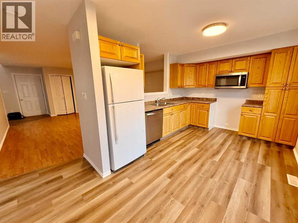 2827 12 Avenue, Wainwright, Alberta  T9W 0A9 - Photo 5 - A2299771