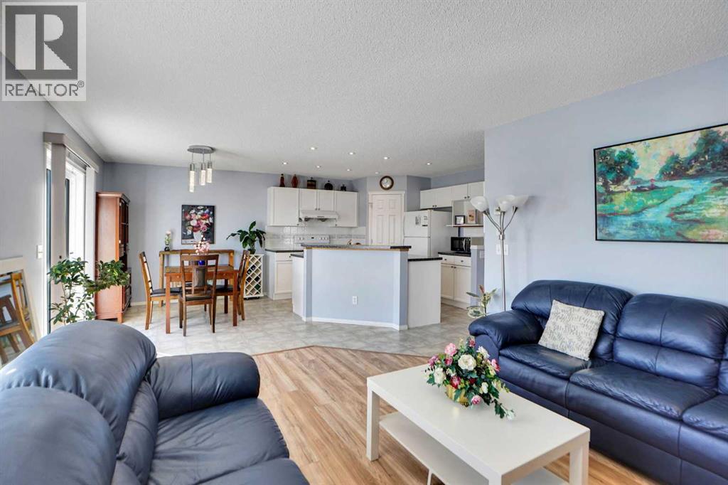 234 Saddlecreek Point Ne, Calgary, Alberta  T3J 4V5 - Photo 11 - A2295368