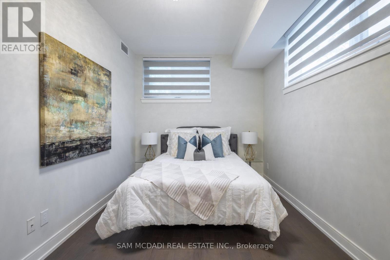 1 - 670 Atwater Avenue, Mississauga, Ontario L5G 0B6 - Photo 18 - W13003736