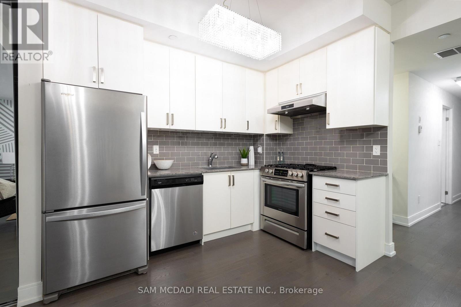 1 - 670 Atwater Avenue, Mississauga, Ontario L5G 0B6 - Photo 8 - W13003736