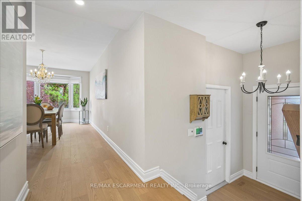 163 Romain Crescent, Oakville, Ontario L6H 5A7 - Photo 10 - W13003754