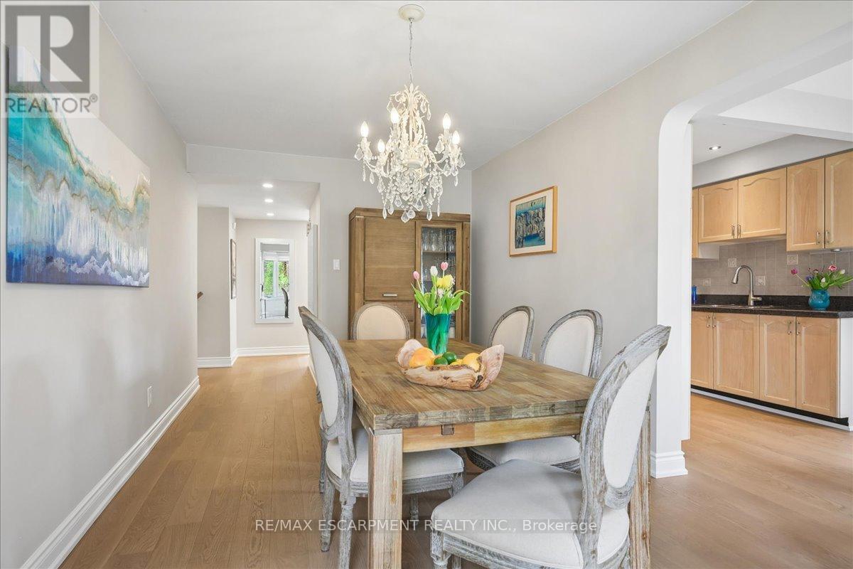 163 Romain Crescent, Oakville, Ontario L6H 5A7 - Photo 11 - W13003754