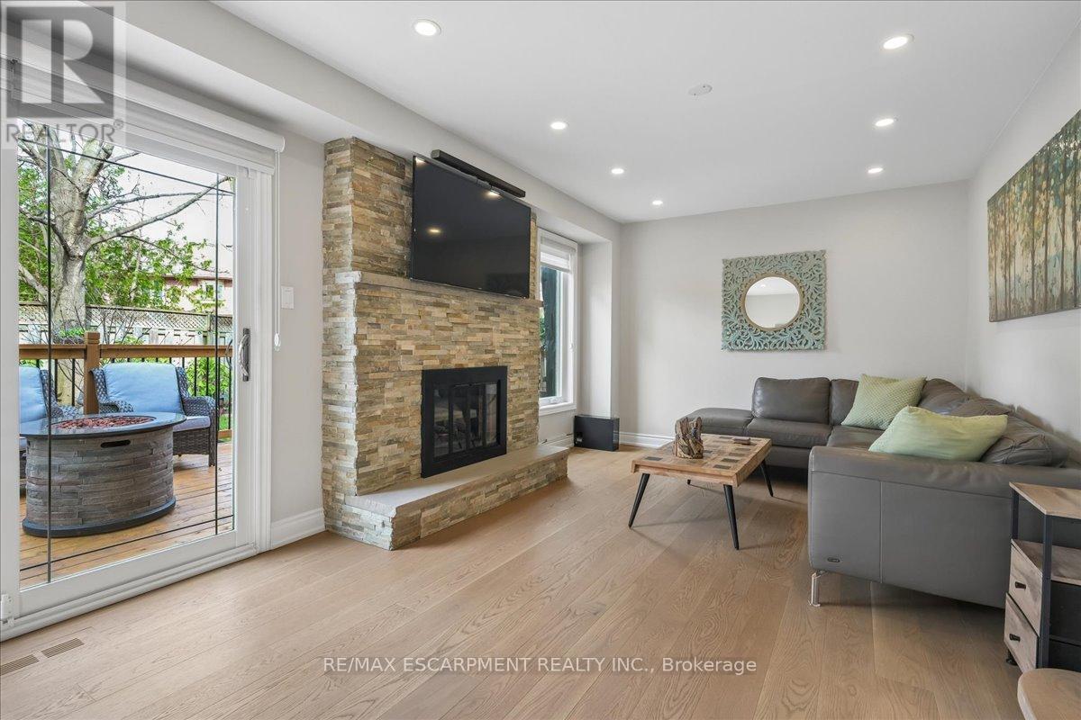 163 Romain Crescent, Oakville, Ontario L6H 5A7 - Photo 21 - W13003754