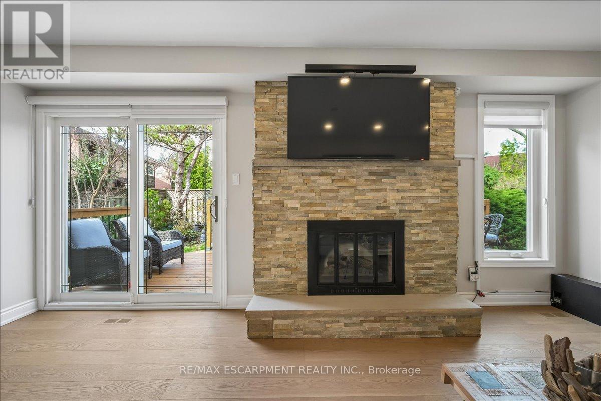 163 Romain Crescent, Oakville, Ontario L6H 5A7 - Photo 24 - W13003754