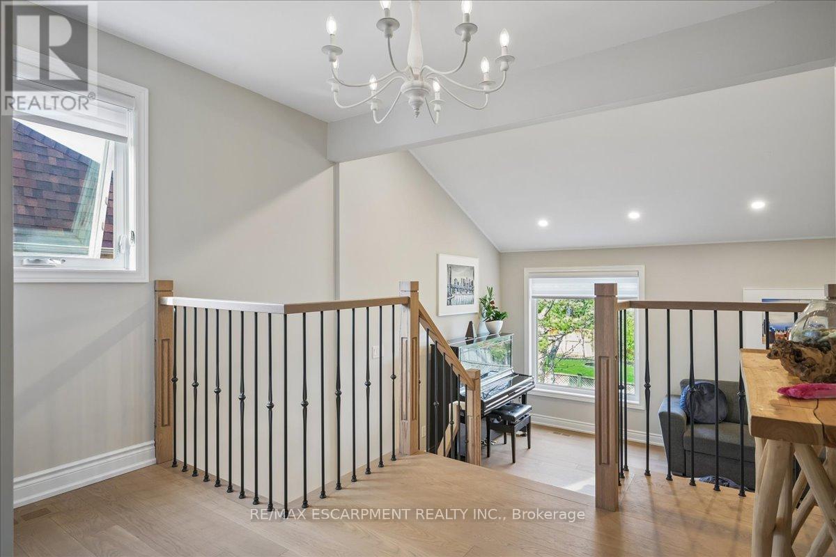 163 Romain Crescent, Oakville, Ontario L6H 5A7 - Photo 28 - W13003754